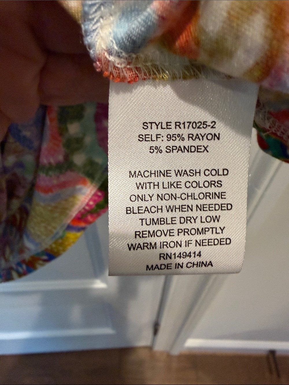 Johnny Was - The Janie Favorite V-Neck (L) - Picture 4 of 4